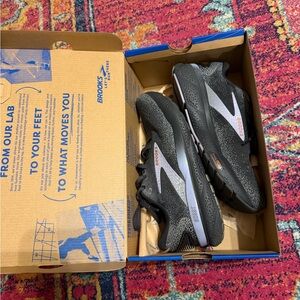 Brooks Ghost 16 sneakers